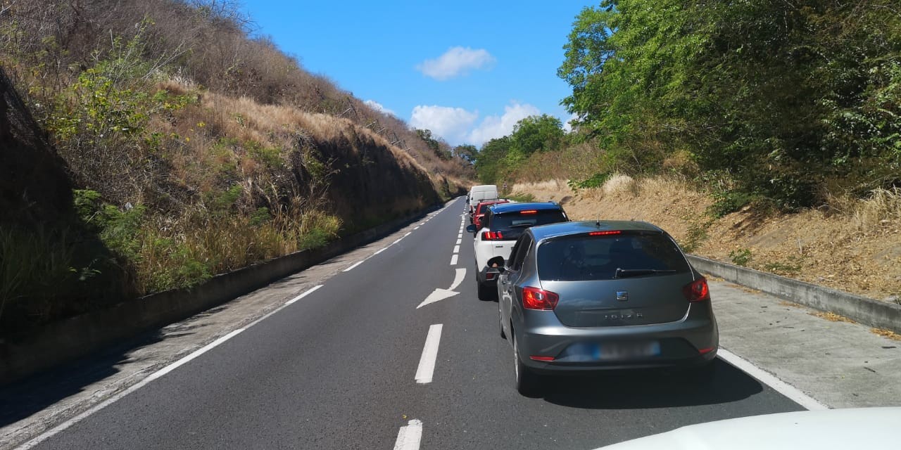 Embouteillage à Bellefontaine