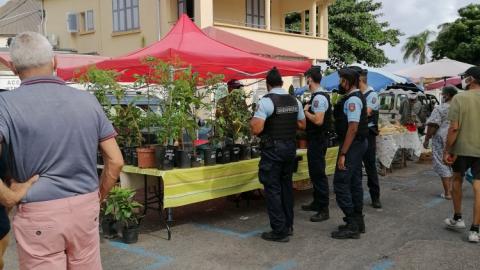 Marchés gendarmes 