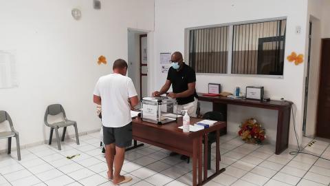 Bureau de vote sainte anne martinique