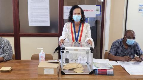 Bureau de vote morne rouge
