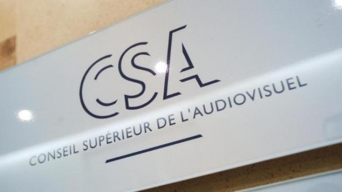 14%, le taux stagnant des personnes perçues comme non blanches sur les écrans de télévision en France