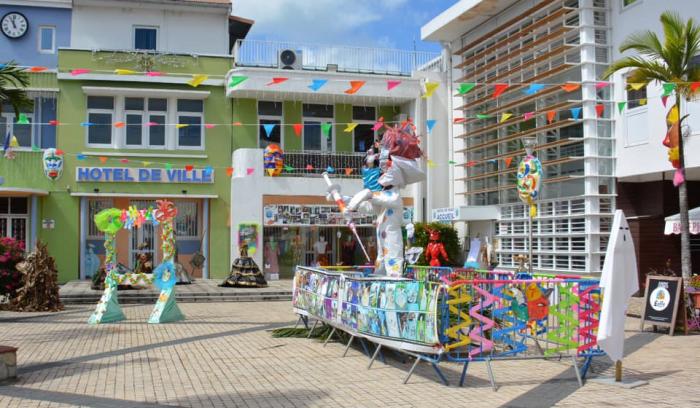 Décorations de carnaval à Sainte-Luce ©ACSM