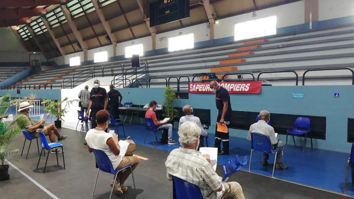 Vaccinodrome au Palais des Sports du Lamentin 