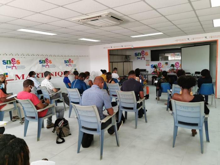 Conférence de presse du SNES-FSU