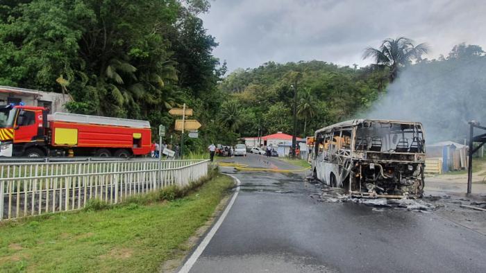 bus en feu