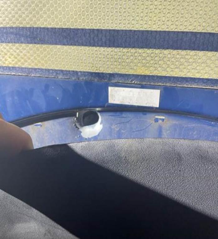 Impact de balle sur voiture
