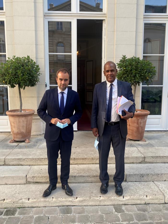 RENCONTRE SERGE LETCHIMY ET MINISTRE LECORNU.jpg