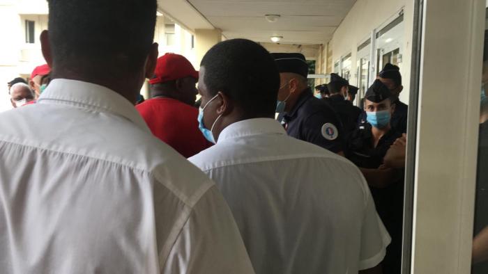 police gendarme syndicat CHUM passe sanitaire