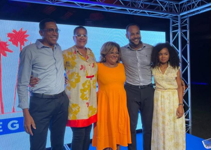 candidats martinique ensemble.JPG
