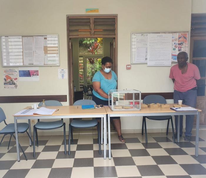 Bureau de vote Fond Saint denis 