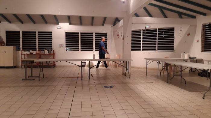 Fermeture des bureaux à Goyave