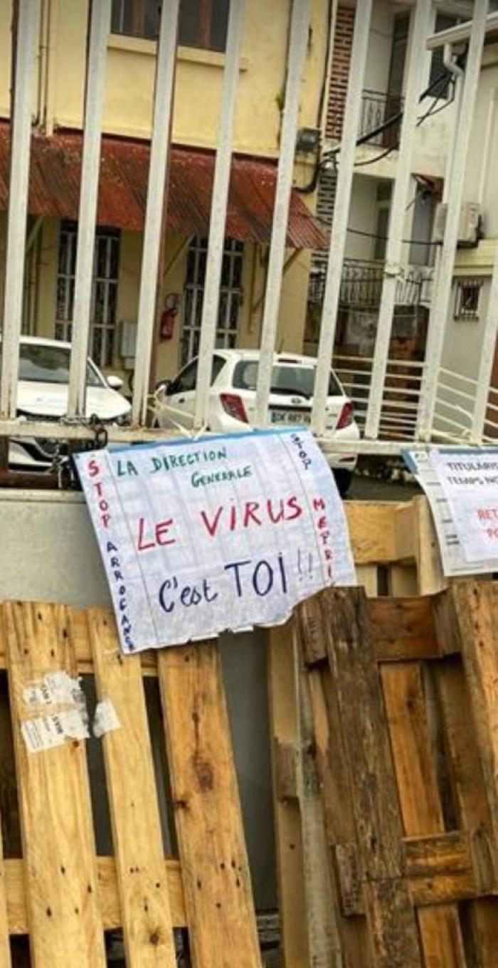 Mouvement de grève à la Mairie du Robert