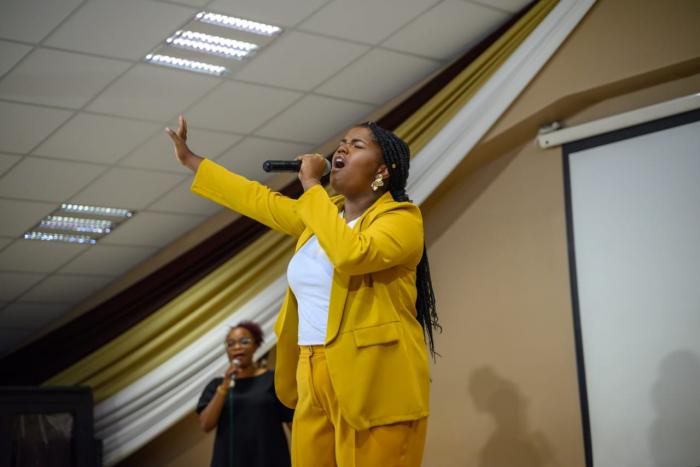 Sweetness au Gospel testimony