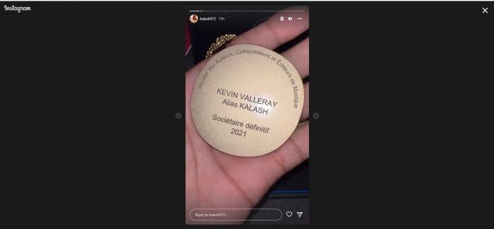 Kalash, sociétaire définitif de la Sacem, et sa médaille, par la Monnaie de Paris