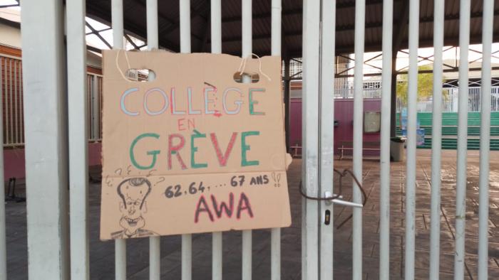grève retraite lycée