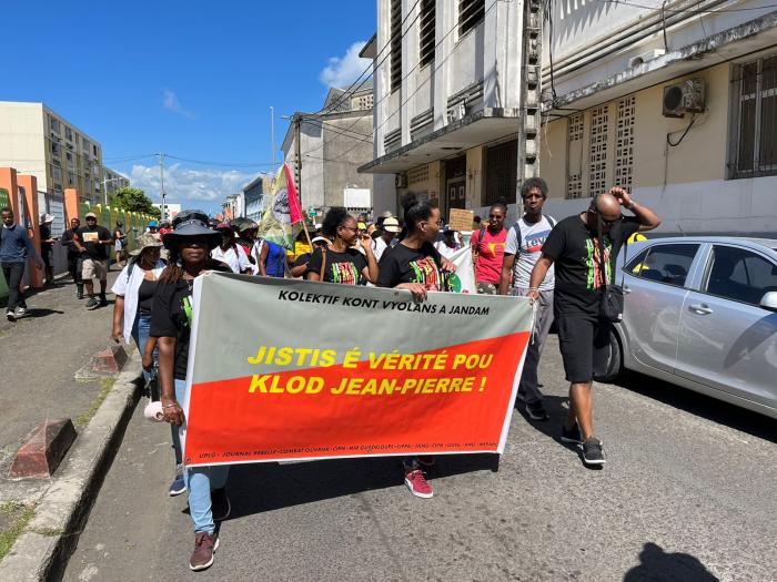 Jistis pour klodo manifestation retraite