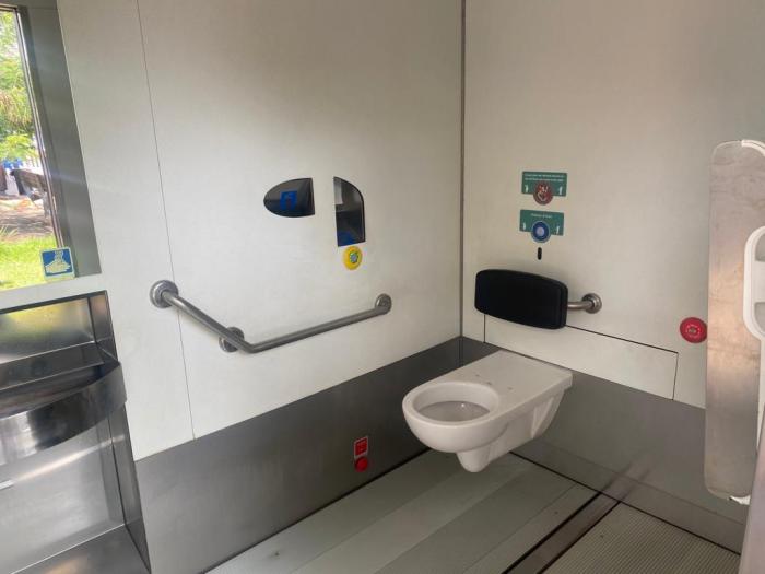 Sanitaires publics à Fort-de-France.