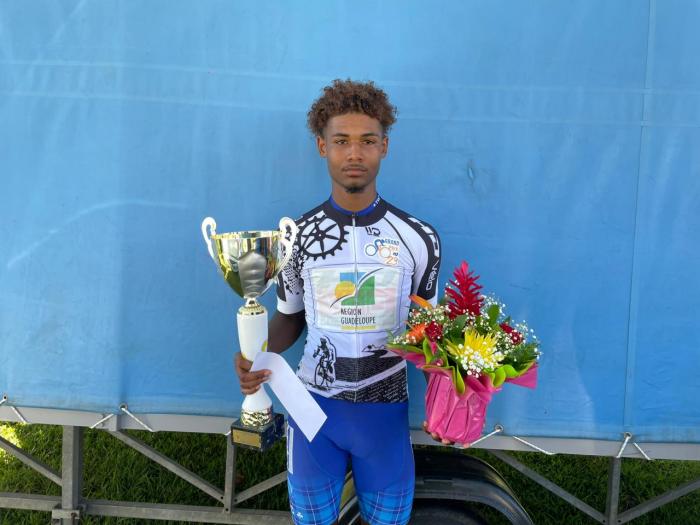 Jean Enrique Kittaviny, TMC, maillot blanc, 3e meilleur jeune
