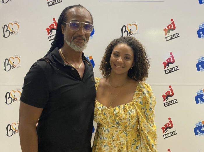 Lya avec son papa