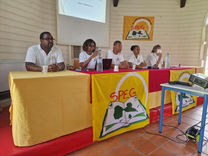 grogne enseignants speg