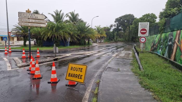 route des mamelles