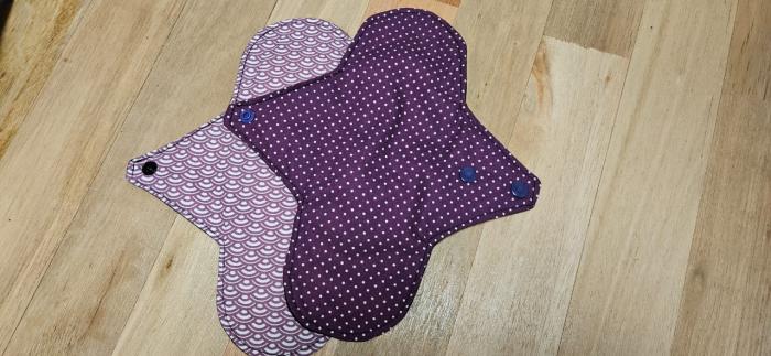 Serviettes hygiéniques lavables et réutilisables