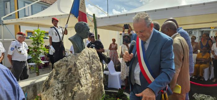 Buste Gaston Monnerville