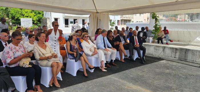 Inauguration buste Gaston Monnerville