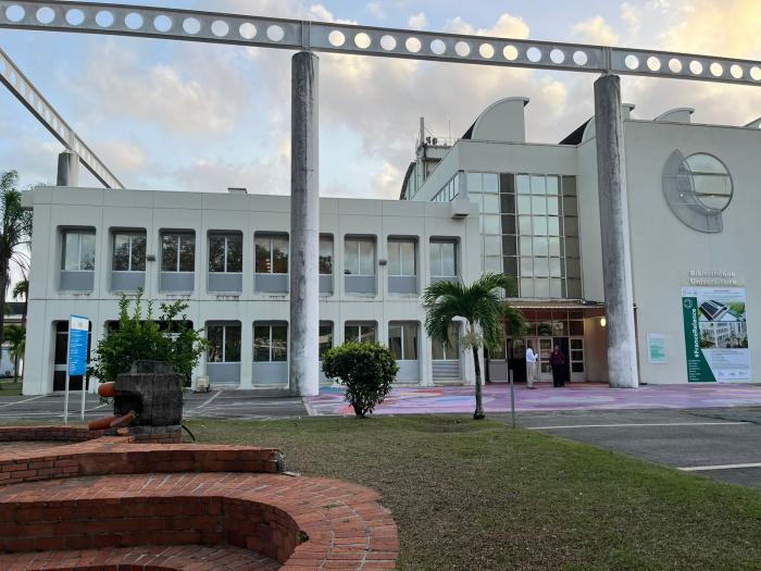 Université des Antilles Mq