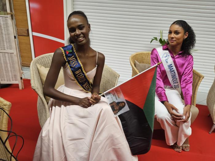 Axelle René et Chloé Modestine