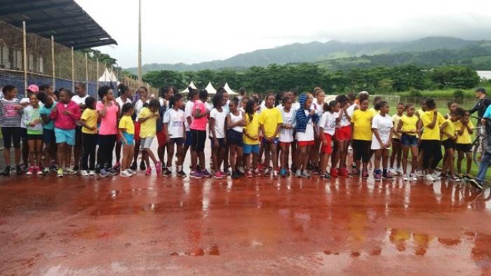 254 élèves ont participé au cross du Réseau d'Education Prioritaire de Saint-Pierre