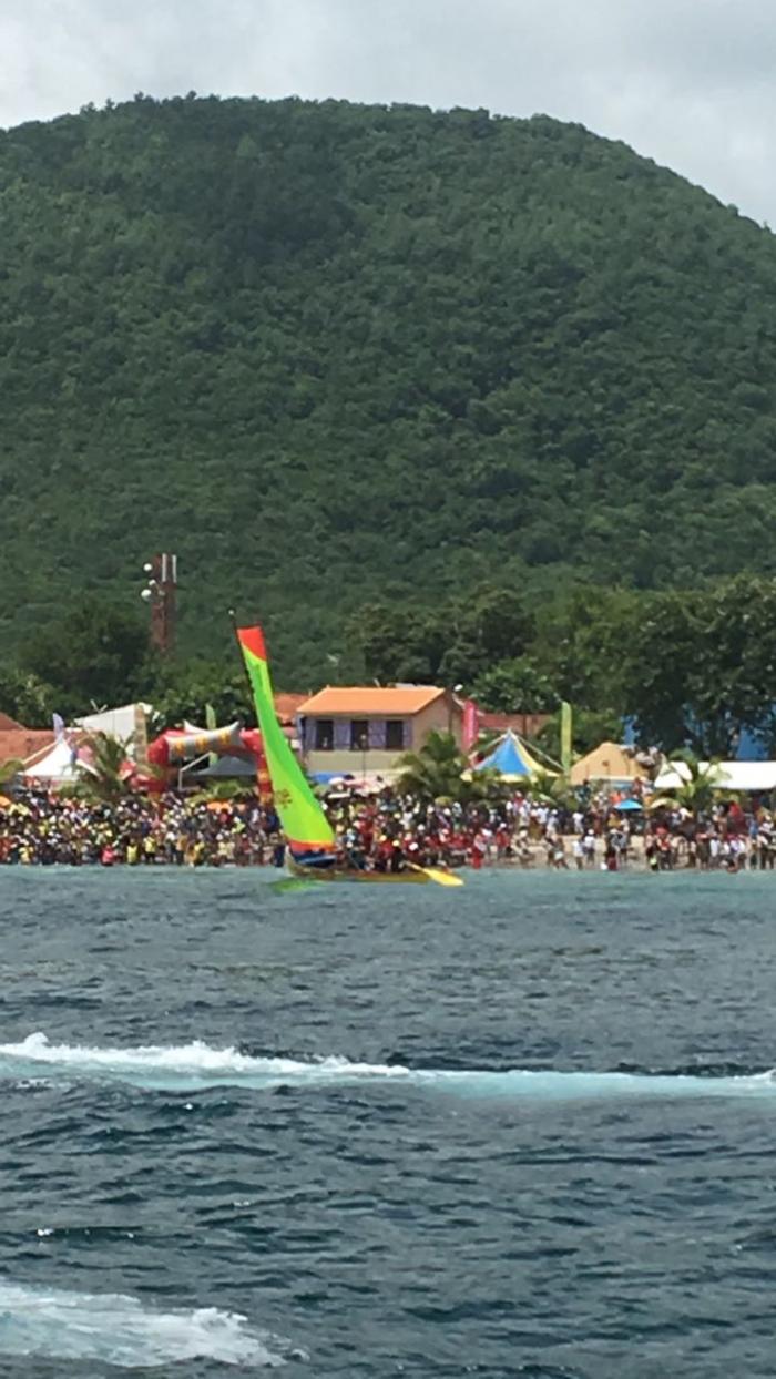 33ème tour de Martinique des yoles rondes: Rosette/Orange encore vainqueur