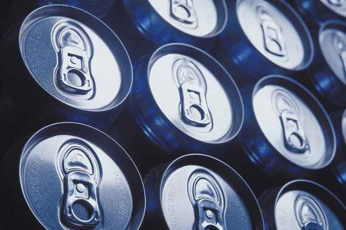 Abattu pour une canette de bière