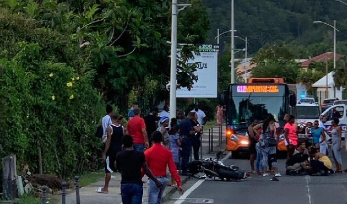 Accident et embouteillages sur la route du Gosier