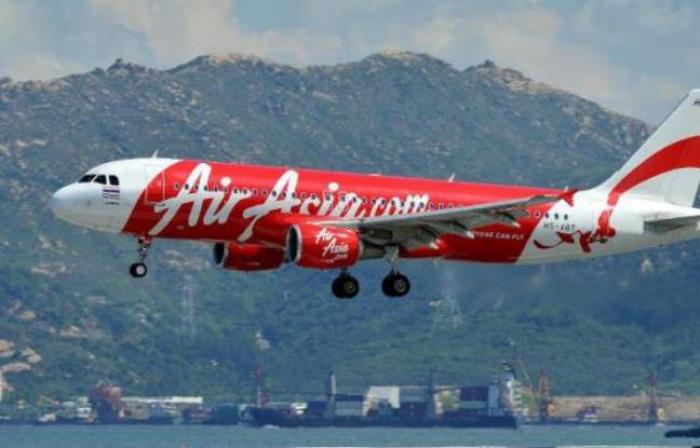 Air Asia : fin des opérations pour tenter de remonter l'épave de l'avion
