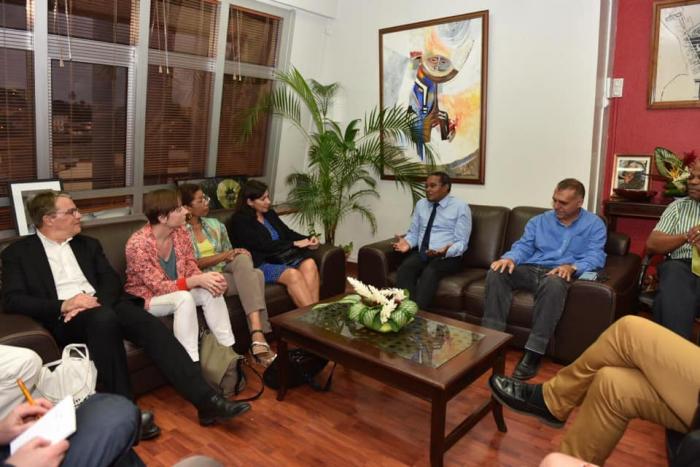 Anne Hidalgo est en Martinique