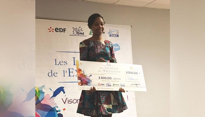 BAC 2017 : Prix de l’excellence pour Sarah Ouedraogo