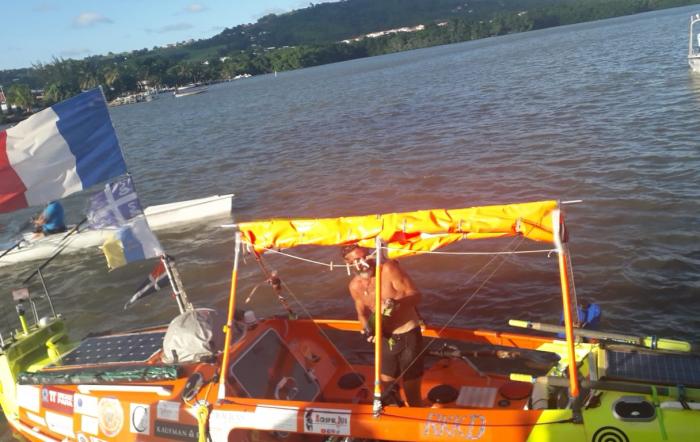 Christophe Papillon réalise son exploit de traverser l'Atlantique à la rame