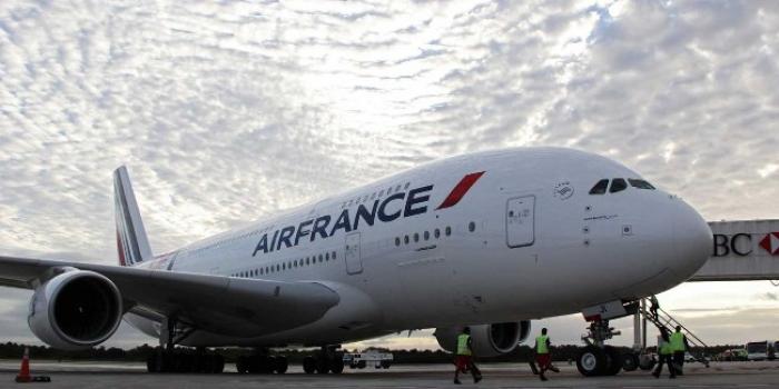 Cocaïne : deux hôtesses d'Air France jouaient les passeuses