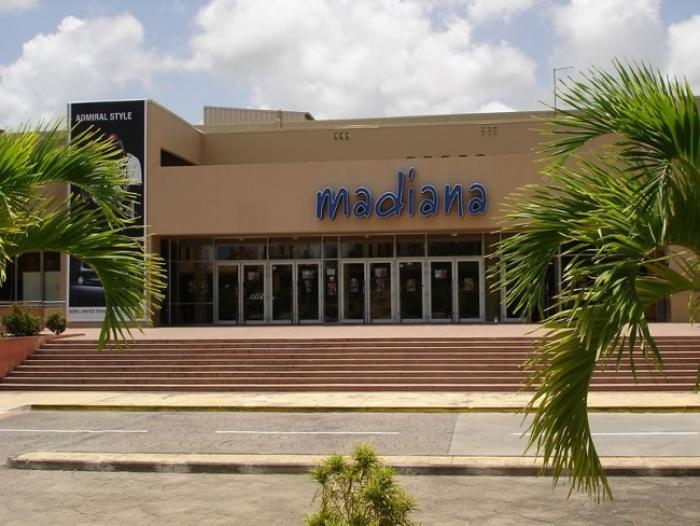 Coup de feu à Madiana : la jeune femme qui accompagnait le tireur placée en détention provisoire