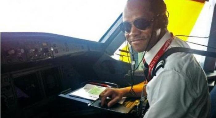 Crash Air Asia : la famille de Rémy Plésel poursuit son combat