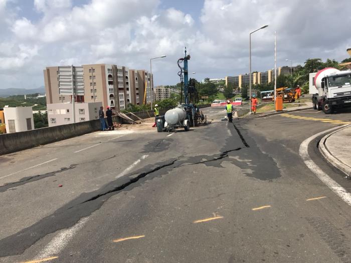 De l'eau dans les fissures de Chateauboeuf