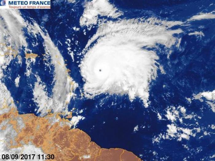 Des vigilances en cours en Guadeloupe à l'approche de José
