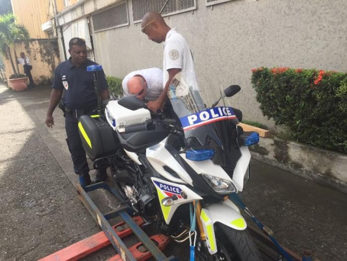 Deux nouvelles motos pour les policiers