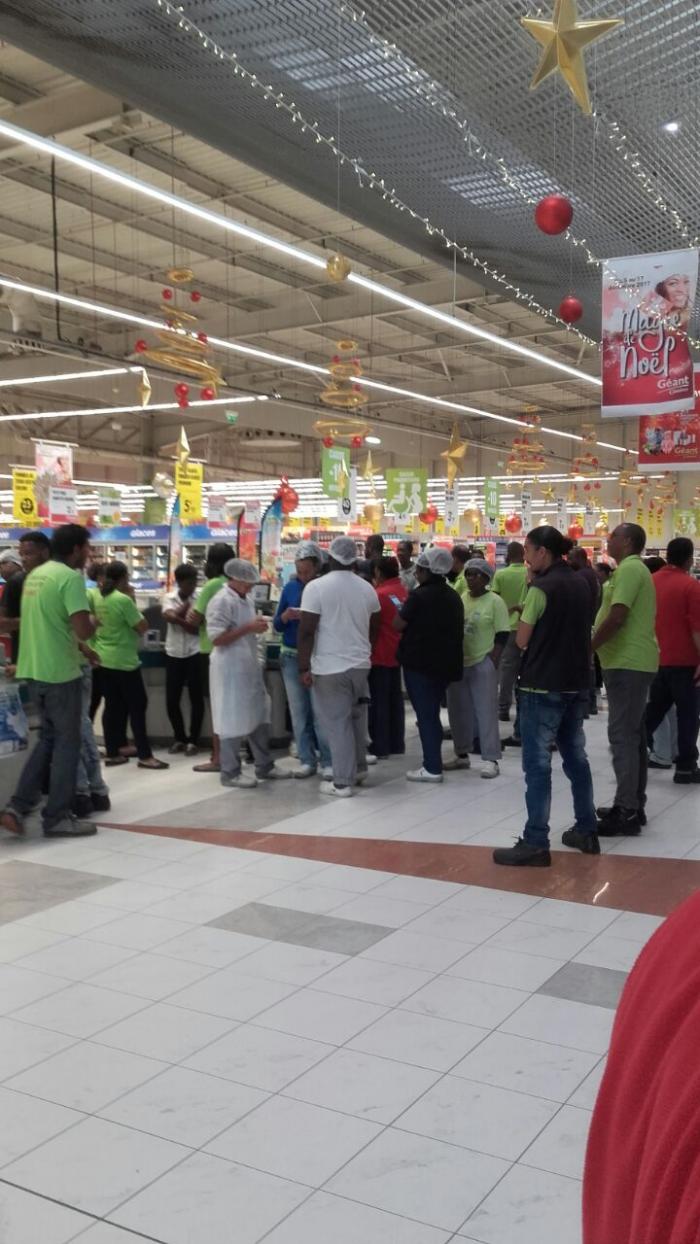 Débrayage chez GEANT Océanis au Robert