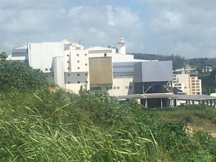 Déchets ménagers : quand l'incinérateur de Dillon à Fort-de-France n'en peut plus...