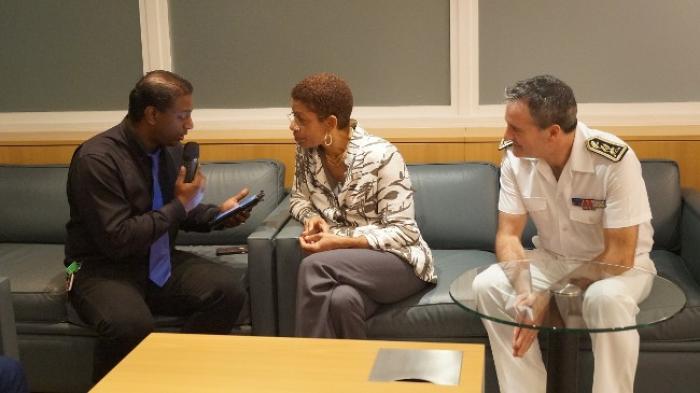 En Guadeloupe, la ministre des Outre-mer soutient les dossiers de l’eau et des Sargasses