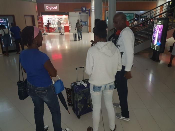 Enfants bloqués à Miami : retour d'un premier groupe hier soir