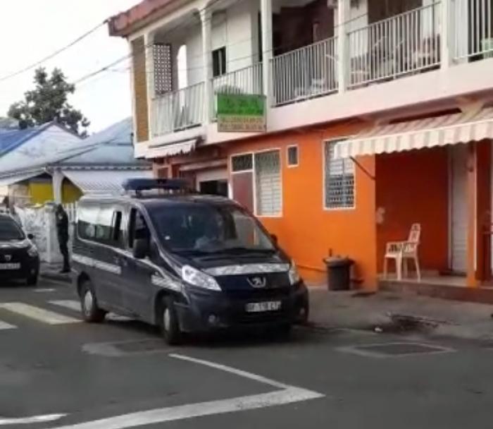 EXCLU : un gendarme de Baie-Mahault séquestré et accusé de racket par une commerçante