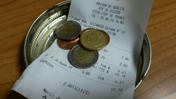 Faut-il rendre les pourboires obligatoires ?